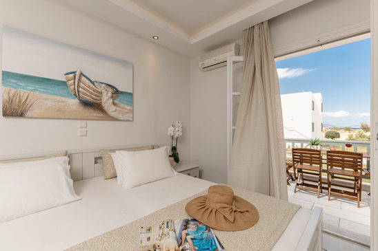 Standard Studio for 2 Adults and 1 Child (up to 10 years old)